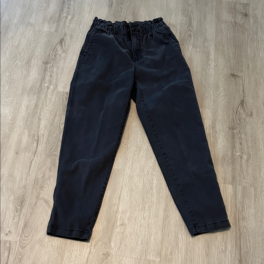 Universal Thread black Chinos
